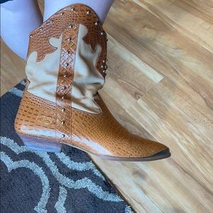 9 West Vintage Cowgirl boots